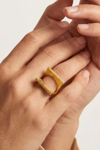 Les Reines Ring Recta Gold