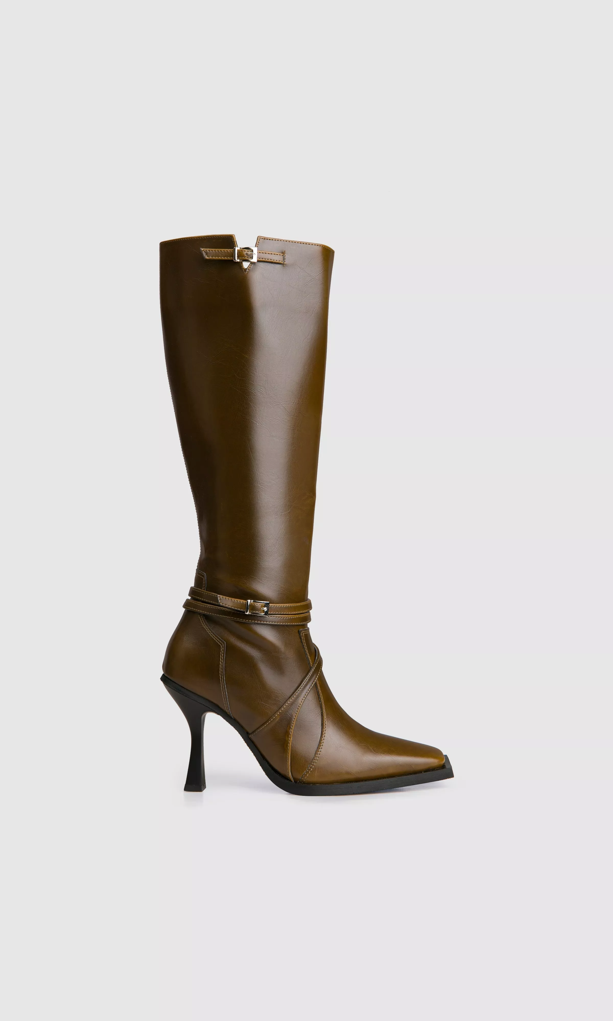 Prev Boots Alicia Moss