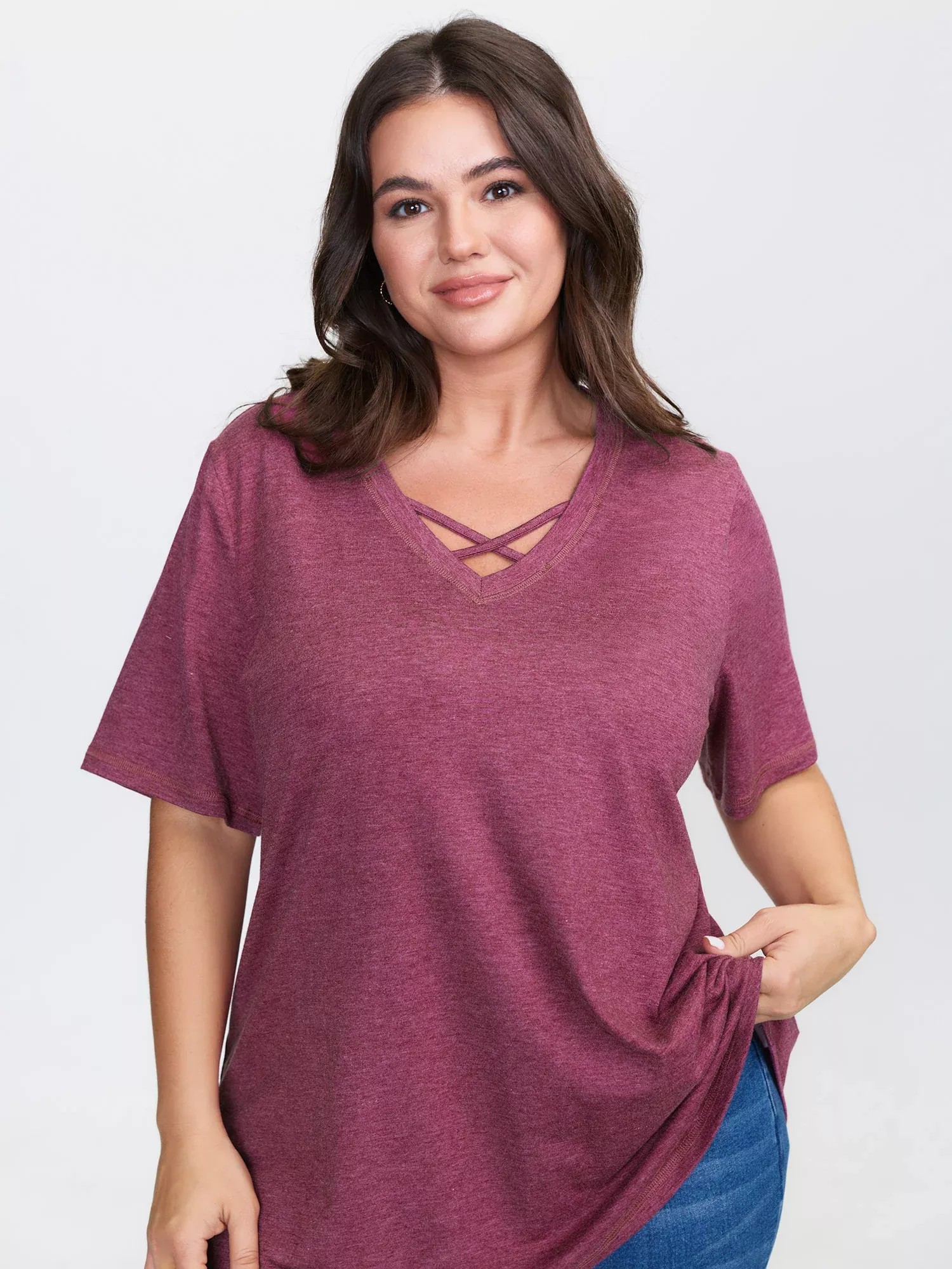 Solid Crisscross Neck Contrast Stitch T-shirt
