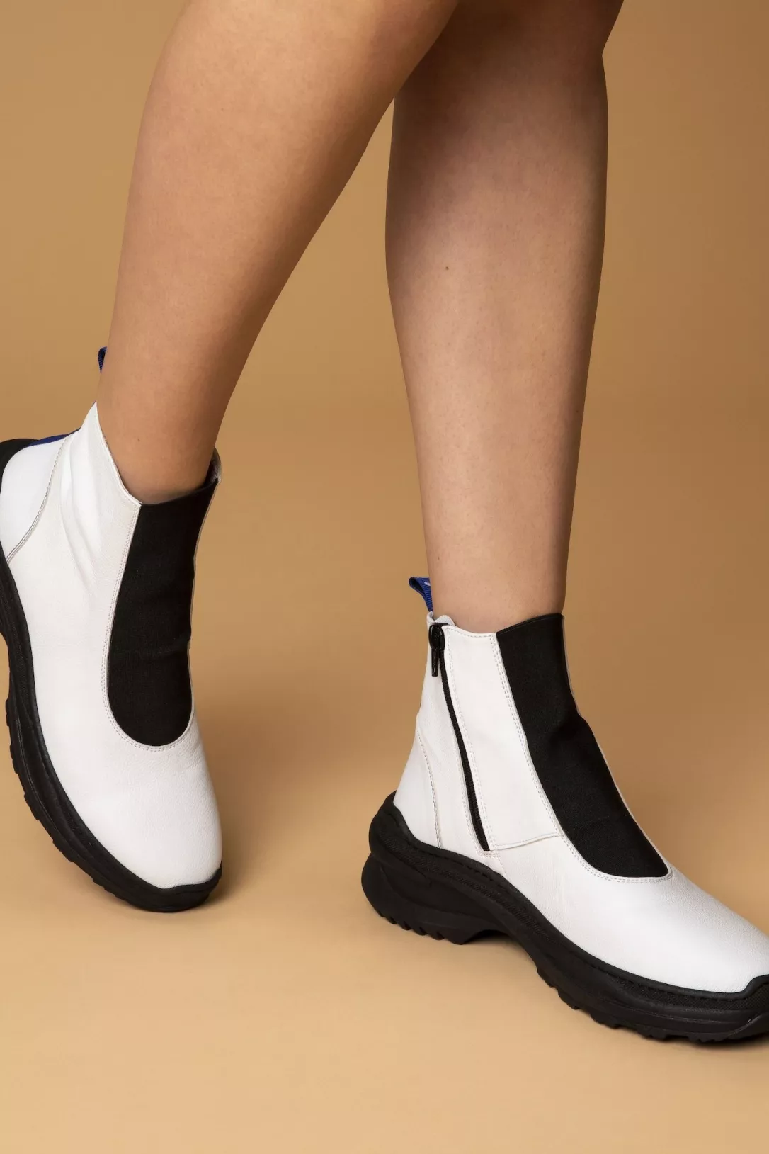 VENUS IS VEGAN Ankle Boot Spark White Black