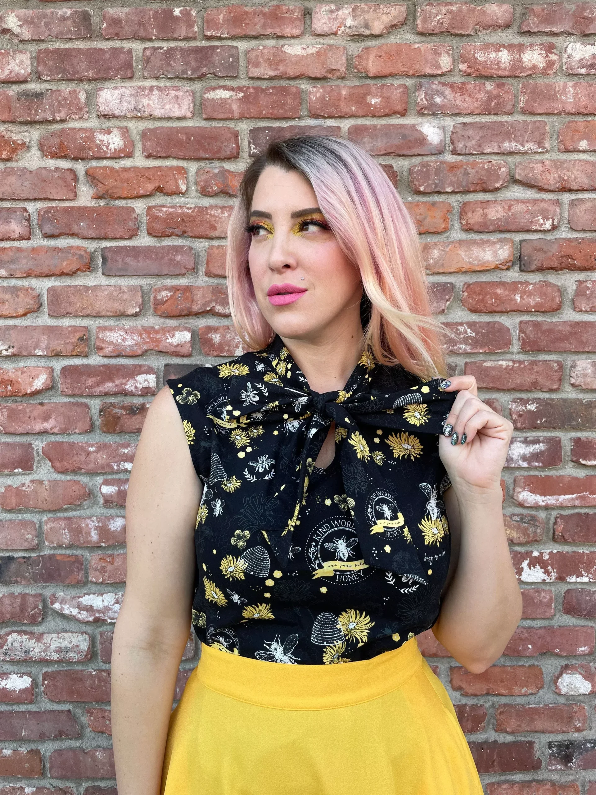 Vintage Style Bow Top in Bee Kind Print